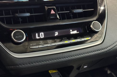 Used 2024 Toyota Corolla SE image 20
