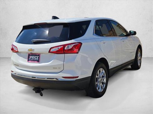 Used 2019 Chevrolet Equinox LT w/ Driver Convenience Package image 3