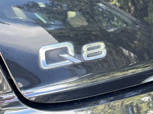 Used 2020 Audi Q8 Premium w/ Convenience Package image 22