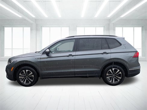 Used 2024 Volkswagen Tiguan S image 6