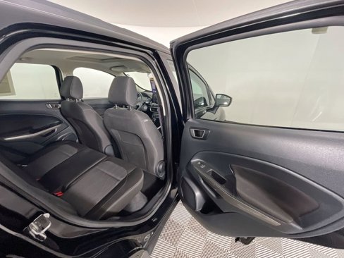 Used 2020 Ford EcoSport SE w/ SE Convenience Package image 32