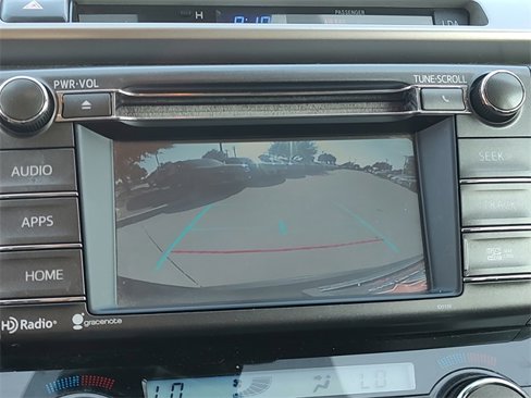 Used 2015 Toyota RAV4 Limited image 18