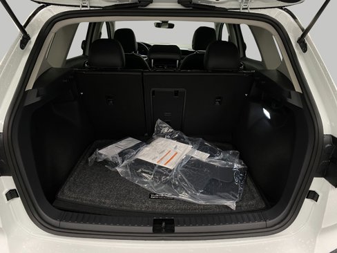 New 2025 Volkswagen Taos SE image 15