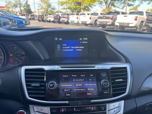 Used 2015 Honda Accord EX-L image 17