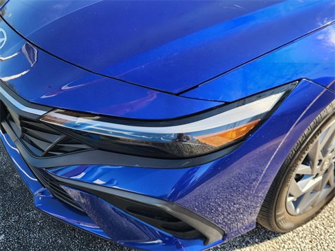 Used 2024 Hyundai Elantra SEL image 6