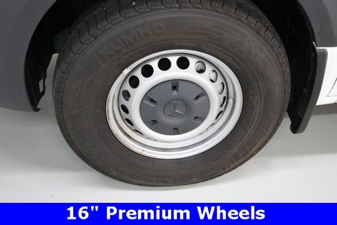 Used 2024 Mercedes-Benz Sprinter 2500 image 36