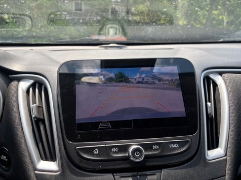 Used 2023 Chevrolet Malibu LT w/ Driver Confidence Package image 17