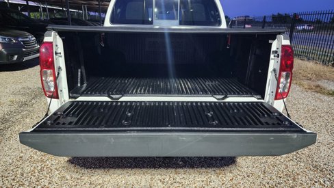 Used 2019 Nissan Frontier SV image 17