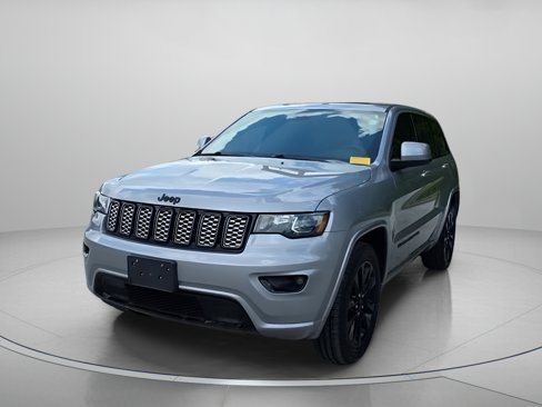 Used 2019 Jeep Grand Cherokee Altitude image 10