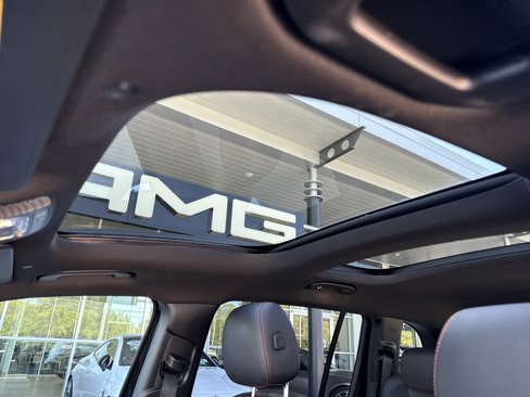 Certified 2021 Mercedes-Benz GLB 250 image 27