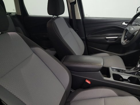 Used 2017 Ford Escape SE image 21