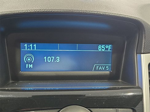 Used 2016 Chevrolet Cruze LT image 16