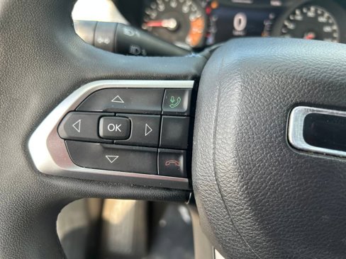 Used 2022 Jeep Compass Latitude image 14