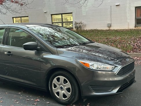 Used 2018 Ford Focus S image 7