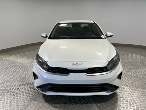Used 2022 Kia Forte LXS w/ LXS Technology Package image 8