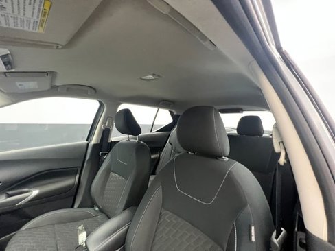 Used 2022 Nissan Kicks SV image 40