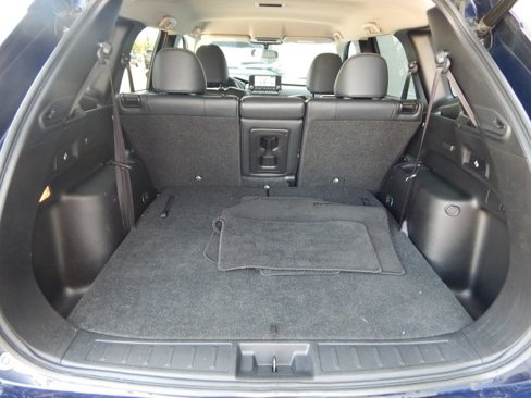 Used 2024 Mitsubishi Outlander SE Black Edition image 16