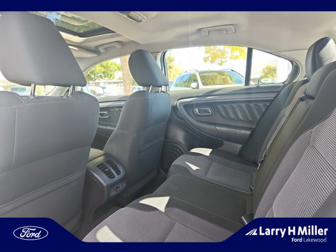 Used 2010 Ford Taurus SEL image 17