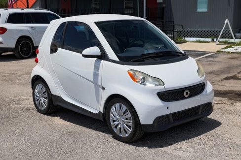 Used 2014 smart fortwo pure image 17