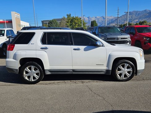 Used 2016 GMC Terrain SLT image 2