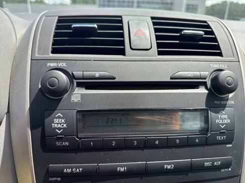 Used 2009 Toyota Corolla XLE image 14