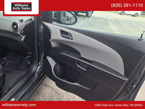 Used 2014 Chevrolet Sonic LT image 14