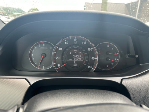 Used 2016 Honda Accord Sport image 6