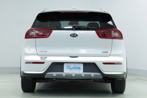 Used 2017 Kia Niro EX image 6