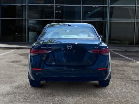 Used 2024 Nissan Sentra SV image 8