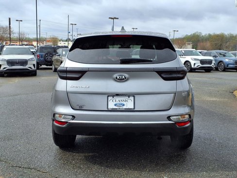 Used 2022 Kia Sportage LX image 17