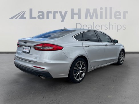 Used 2019 Ford Fusion SEL image 5