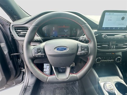 Used 2024 Ford Escape ST-Line image 7