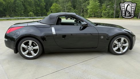 Used 2007 Nissan 350Z Touring image 27