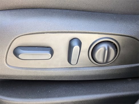 Used 2024 Chevrolet Equinox LT image 19