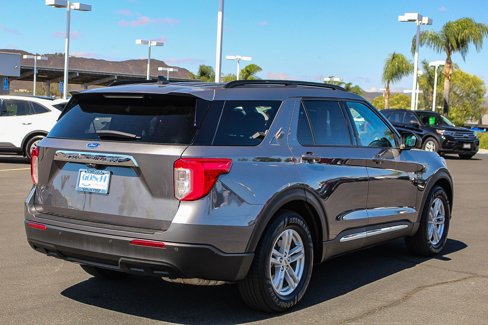 Used 2022 Ford Explorer XLT image 6