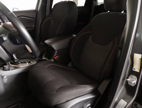 Used 2017 Jeep Cherokee 75th Anniversary image 25
