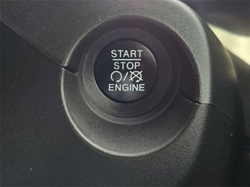 Used 2018 Jeep Compass Latitude image 23