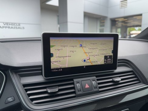 Used 2019 Audi SQ5 Premium Plus w/ Premium Plus Package image 13