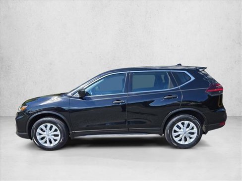 Used 2018 Nissan Rogue S image 9