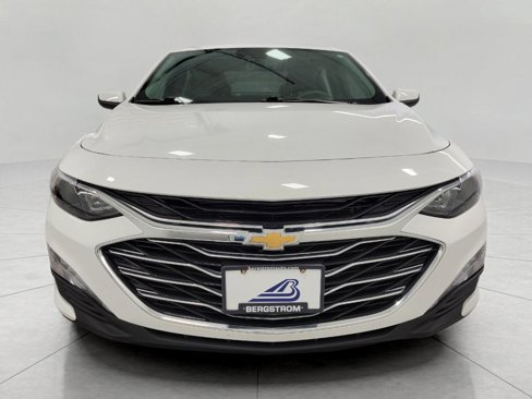 Used 2024 Chevrolet Malibu LT image 2