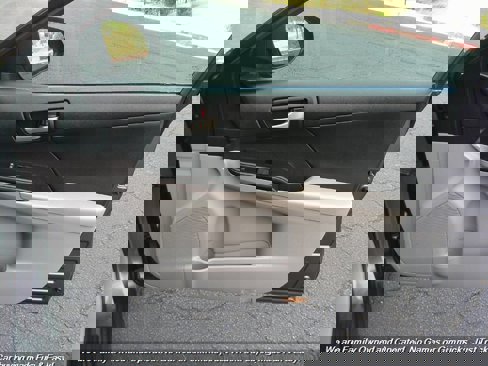 Used 2013 Toyota Camry LE image 30