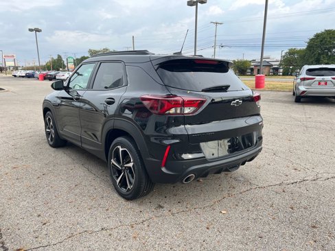 Used 2022 Chevrolet TrailBlazer RS w/ Sun and Liftgate Package image 3
