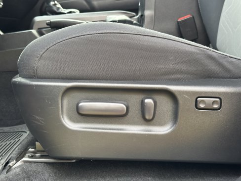 Used 2022 Toyota Tacoma SR5 image 18