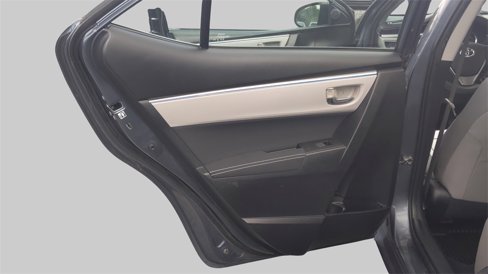 Used 2015 Toyota Corolla LE image 29