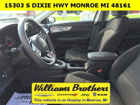 Used 2023 Kia Forte LXS image 22