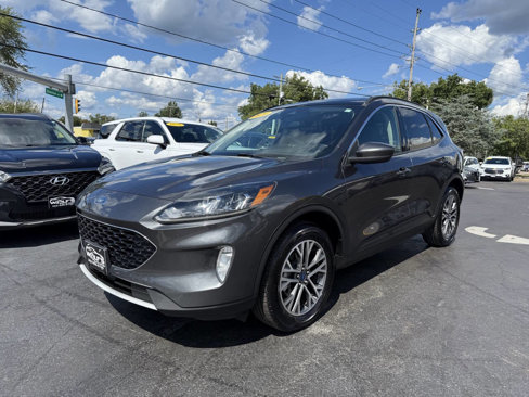 Used 2020 Ford Escape SEL image 1