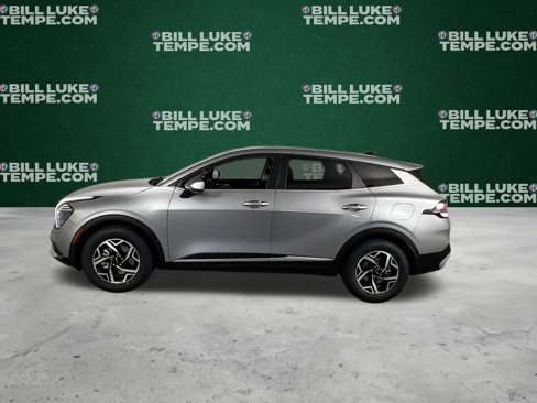 Used 2024 Kia Sportage LX image 10