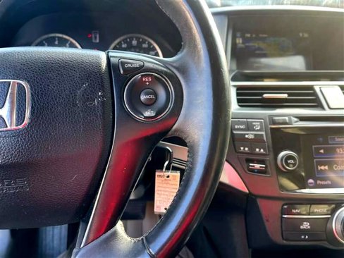 Used 2015 Honda Crosstour EX-L image 9