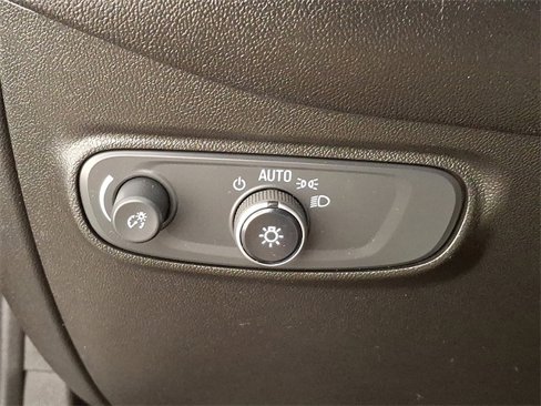 Used 2022 Chevrolet Equinox RS image 26