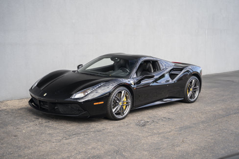 Used 2018 Ferrari 488 Spider image 11